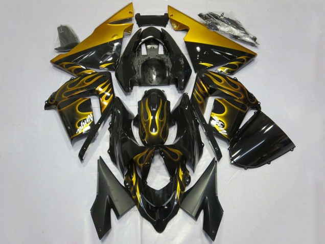 Online Negro Brillante Oro Llama Carenado Moto Kawasaki ZX10R 2004-2005