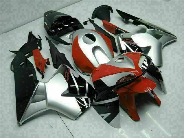 Negro Plata Rojo Carenado Moto CBR 600 RR 05-06 Negro Plata Rojo Carenado Moto CBR 600 RR 05-06